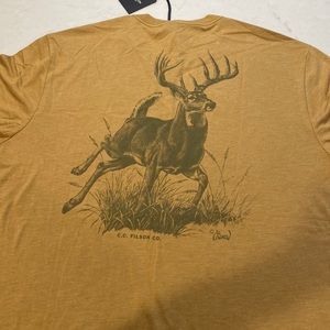 XL Filson T shirt